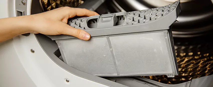Signs Of A Clogged Dryer Lint Trap in Waco, Texas